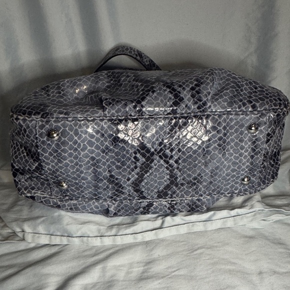 Michael Kors Blue/Gray Snake Print Tote Bag - Picture 7 of 8